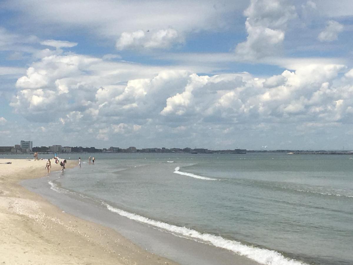Apartament Seaside Piano Bar Apartament Mamaja Zewnętrze zdjęcie